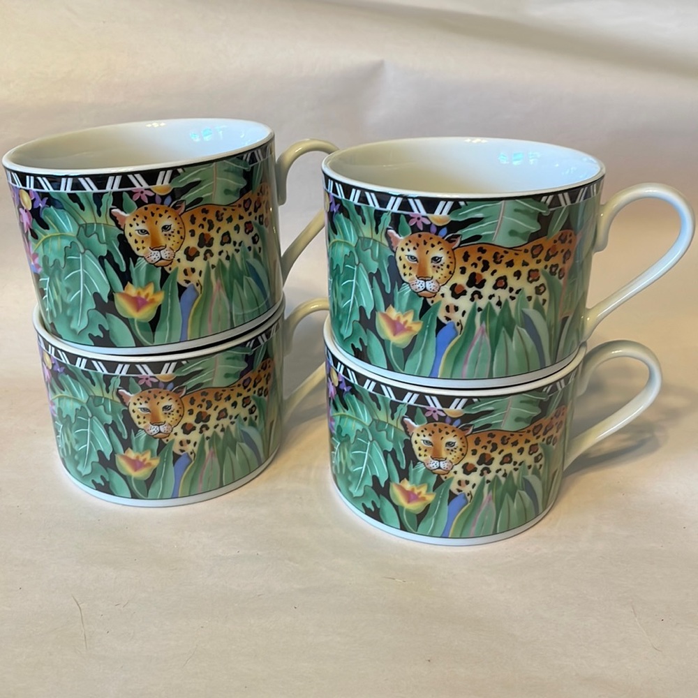 Sakura Magic Jungle 4 cups EUC